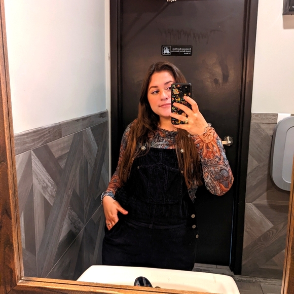 Meet your Posher, Chelsea - Picture 1 of 1